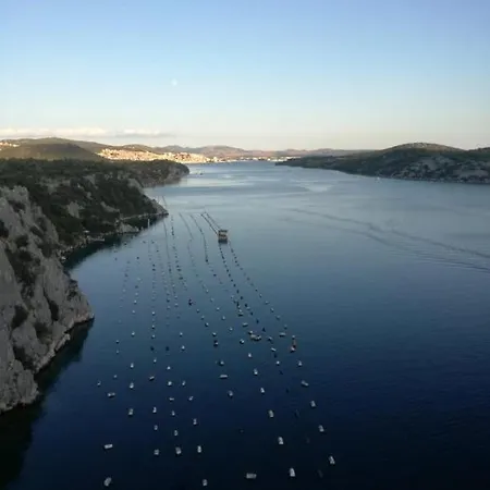 Luka Vodice